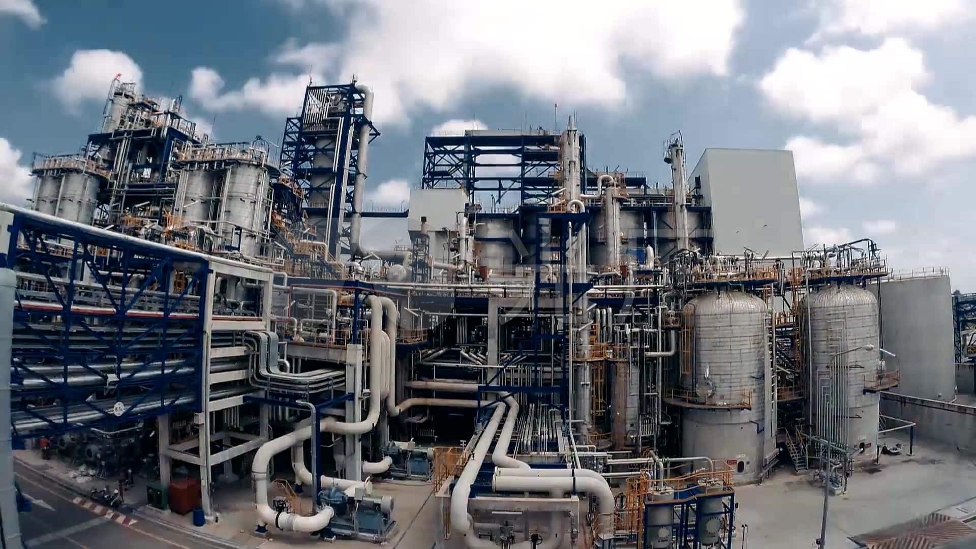 Anhui Huanrui si è aggiudicata con successo la gara d'appalto per il sistema di riscaldamento elettrico a tracciamento a potenza costante di Wanhua Chemical, contribuendo all'innovazione e allo sviluppo dell'industria chimica.